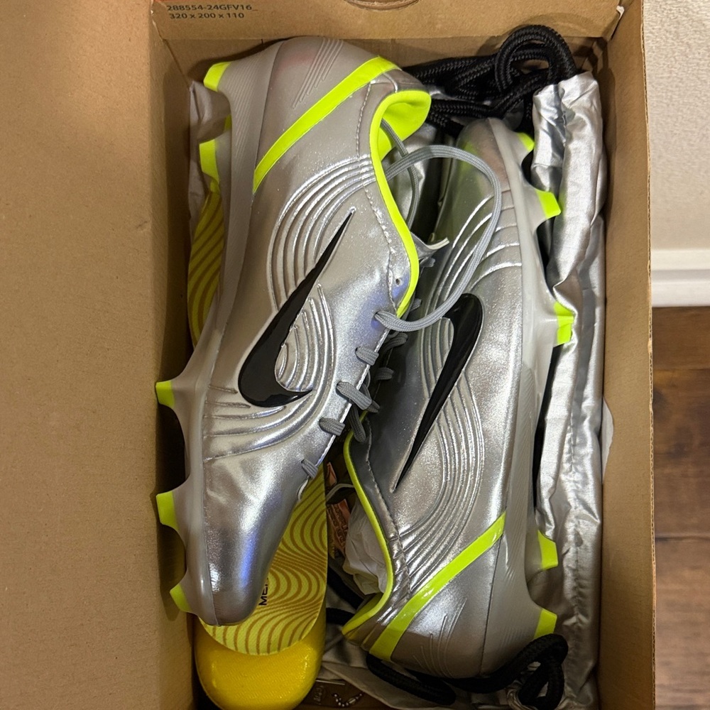 Nike Mercurial Vapor 1 RGN R9 special edition 2002 remake Ronaldo